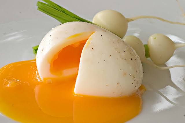 Creamy Air Fryer Soft Boiled Eggs Recipe (Super Easy)