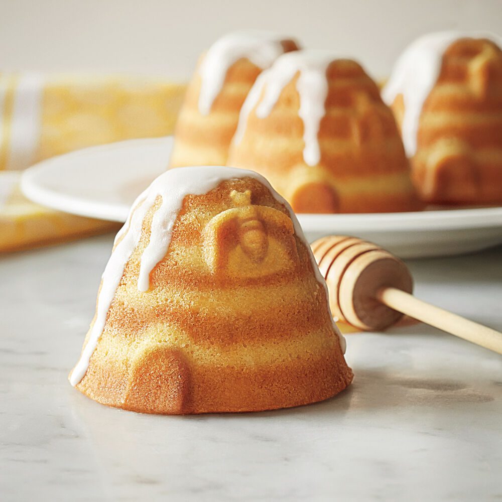 Honey Cakelets with Cream Cheese Frosting