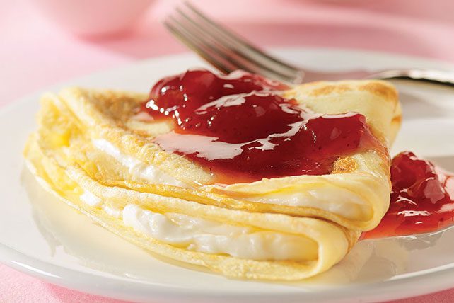 Creamy Cheesecake-Filled Crepes