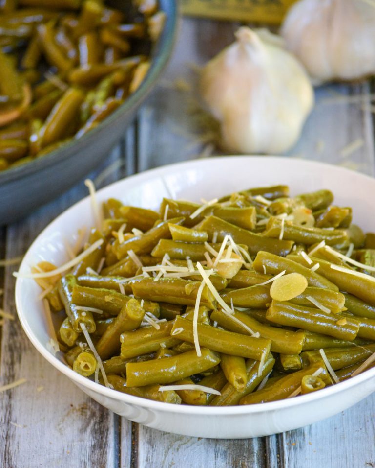 15 Simple Canned Green Bean Recipes and Ideas (Easy)