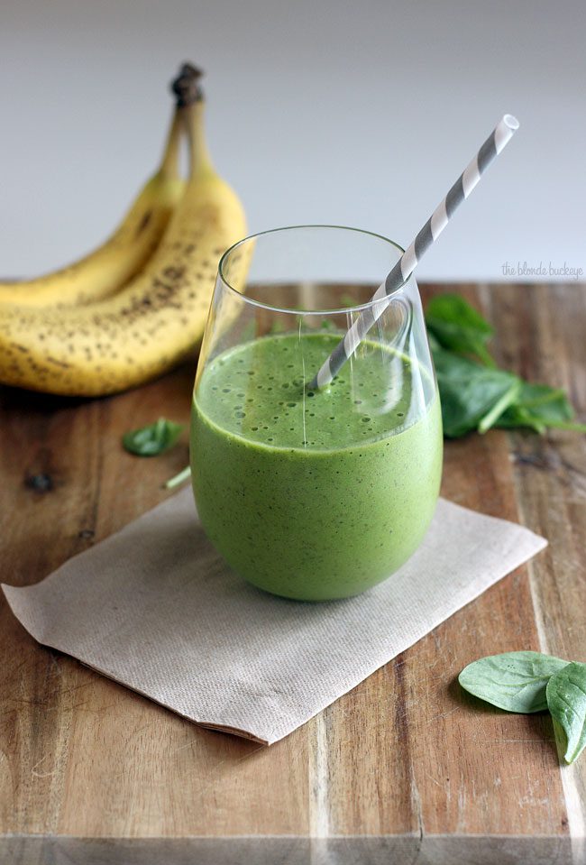 Spinach Flax Protein Smoothie Recipe [2022] (Must Try!)
