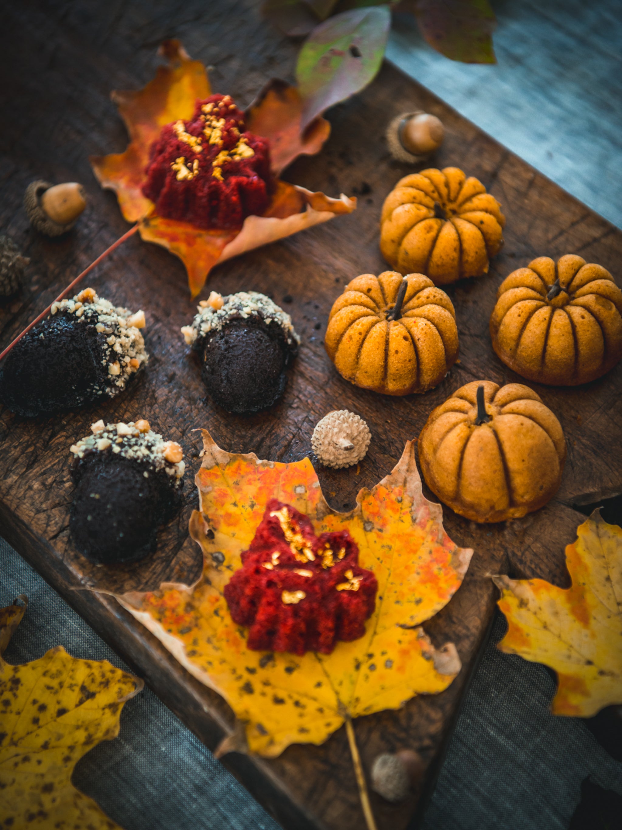 Pumpkin Rum, Red Velvet & Dark Chocolate Cakelets