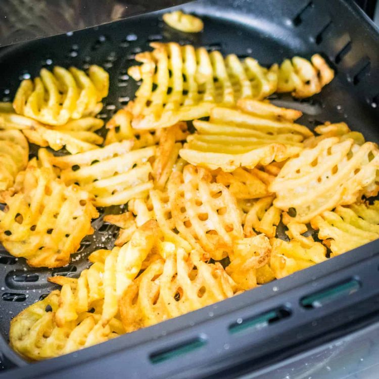 Crunchy Air Fryer Waffle Fries Recipe (10 Minutes)