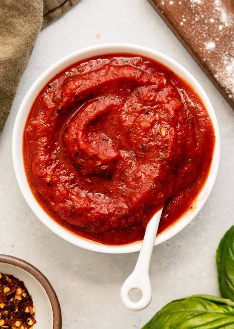 Can You Use Pasta Sauce For Pizza? (Find Out)