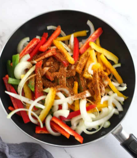 Healthy Fajita Veggies Recipe (Chipotle Copycat)